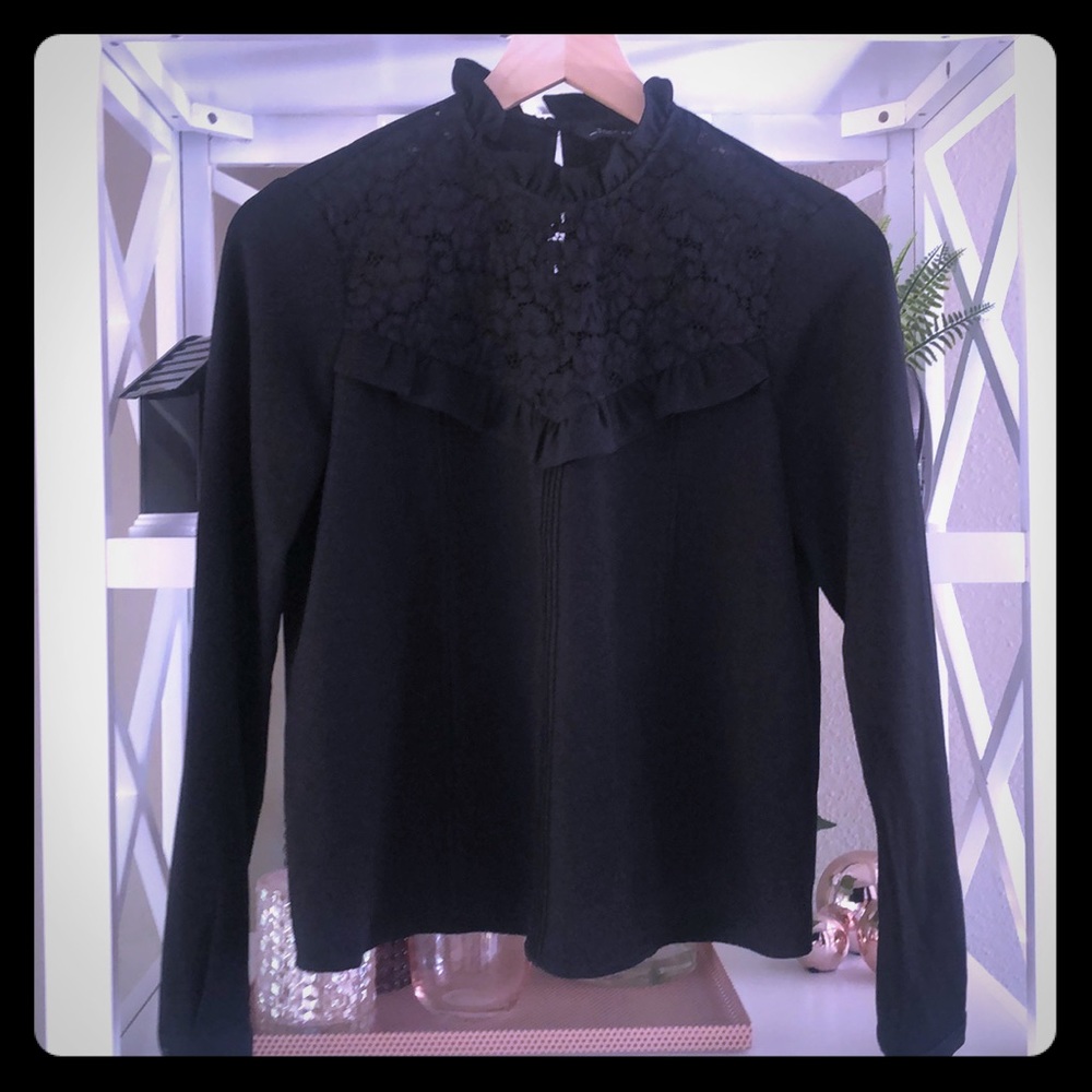 BNWT Zara blouse - sz S